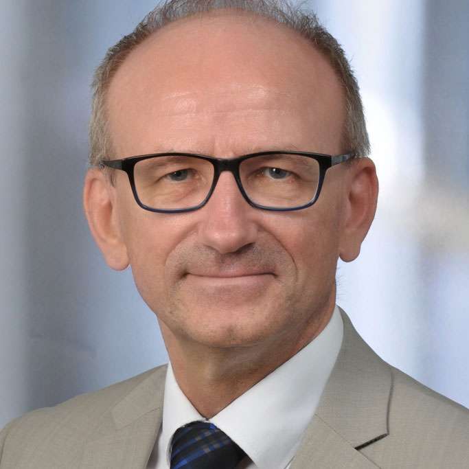 Huslage Portrait